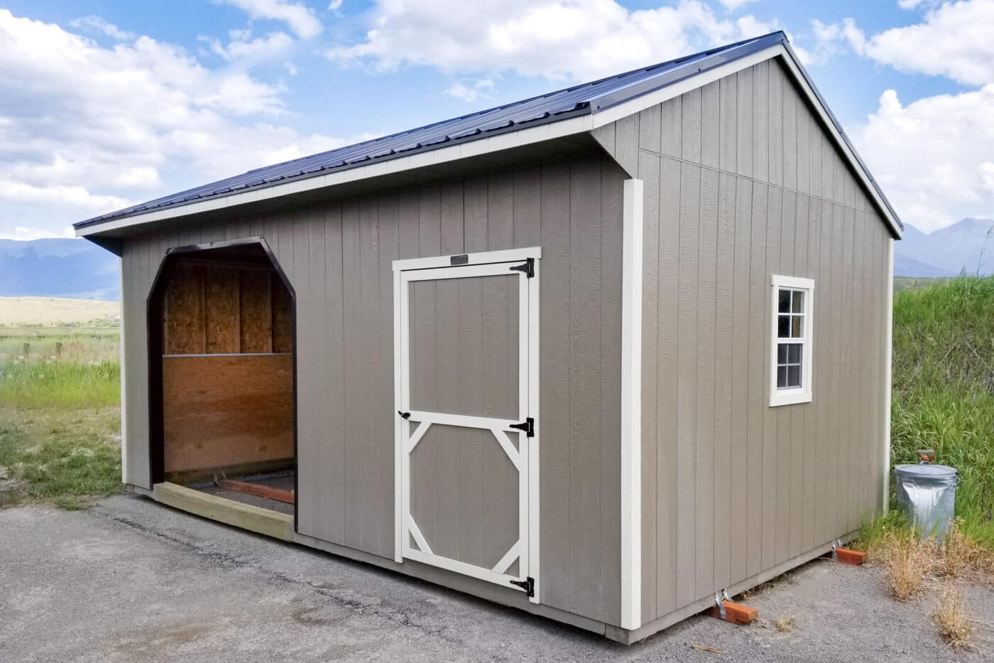 loafing sheds in prineville, or